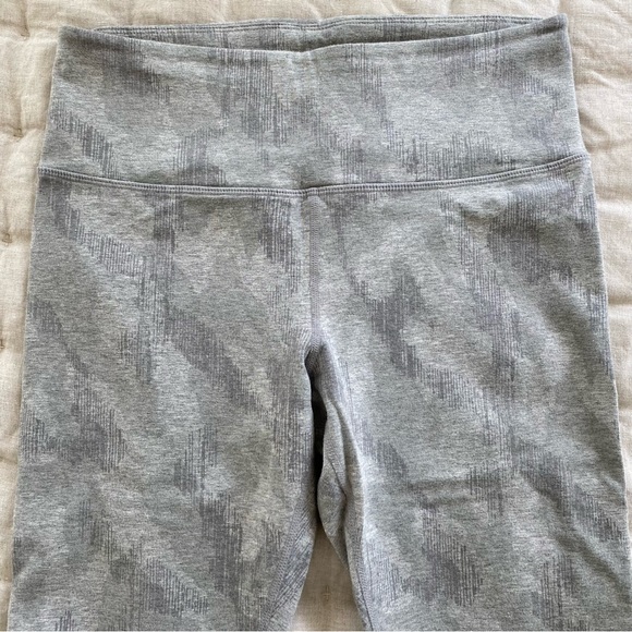 {Athleta} Be Present Crop Legging - Picture 3 of 7